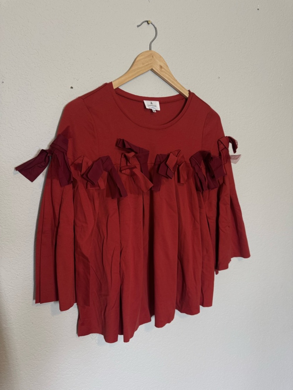 LANVIN en Blue | Red Ruffle Bow Long-Sleeve Top - 38